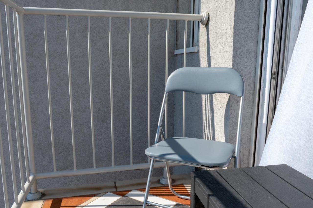Stan Na Dan 021 Apartment Нови Сад Екстериор снимка